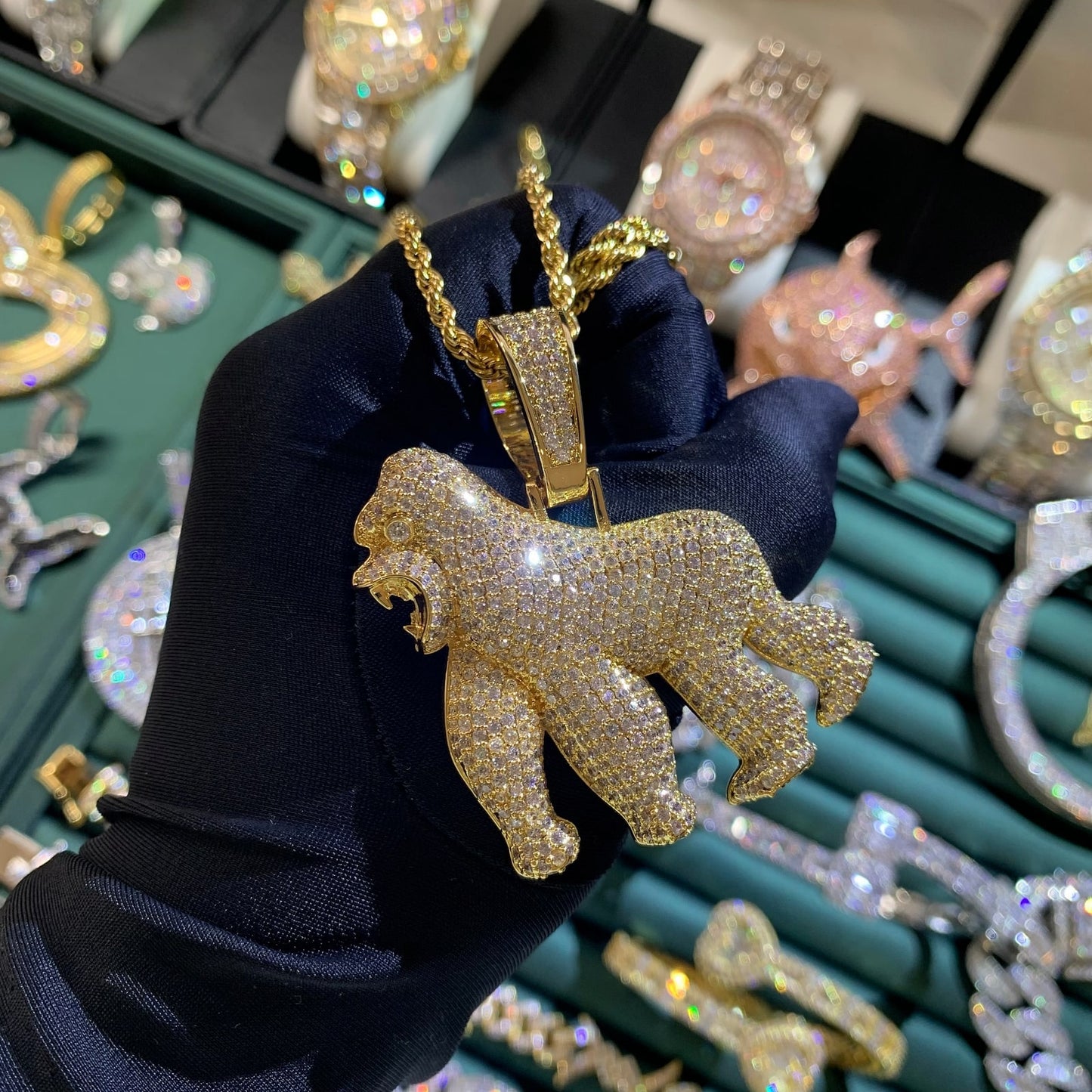 Iced Out Roaring Gorilla Charm Pendant Necklace | 14K Gold Plated Hip Hop Cool Trend Jewelry for Men