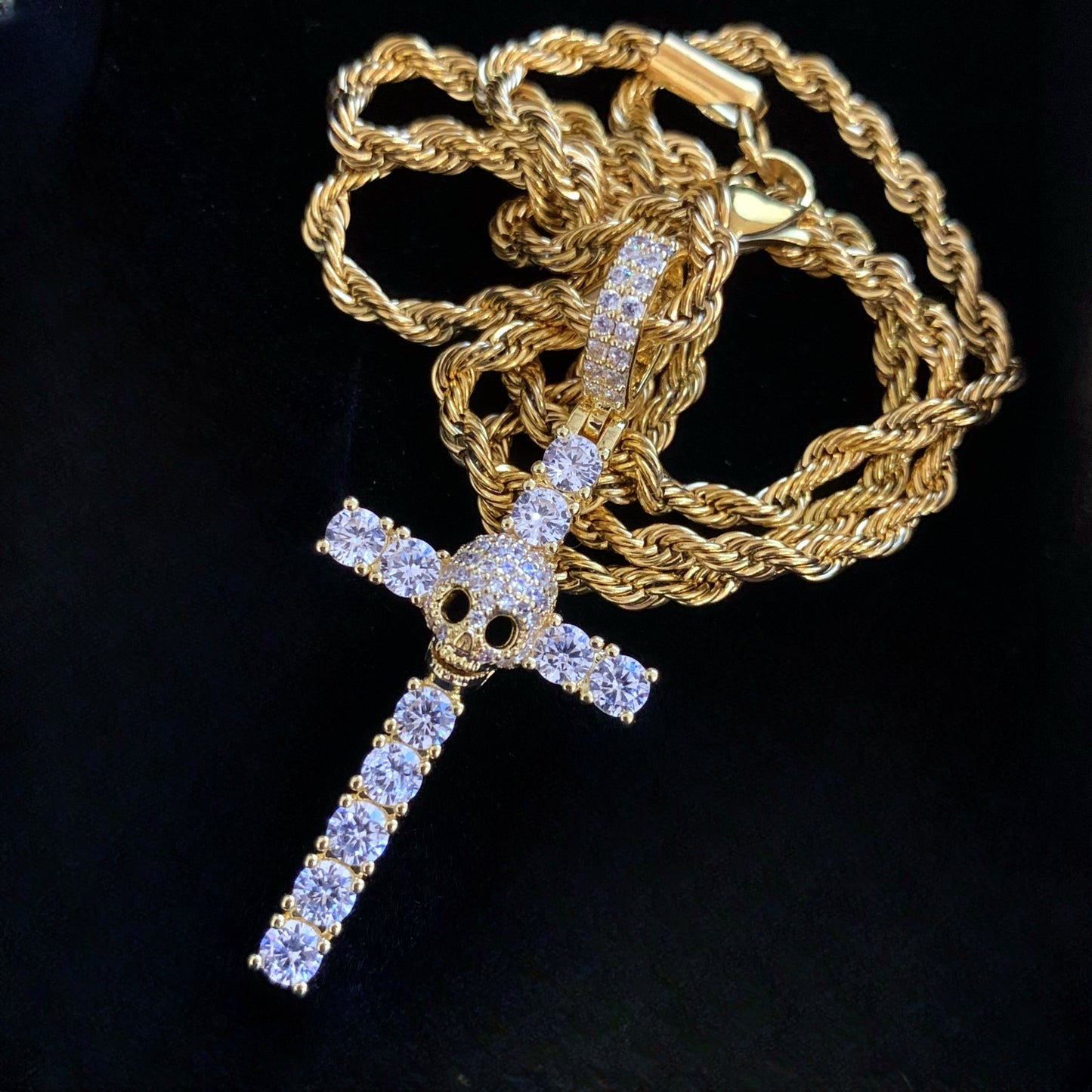 golden skull cross necklace for men