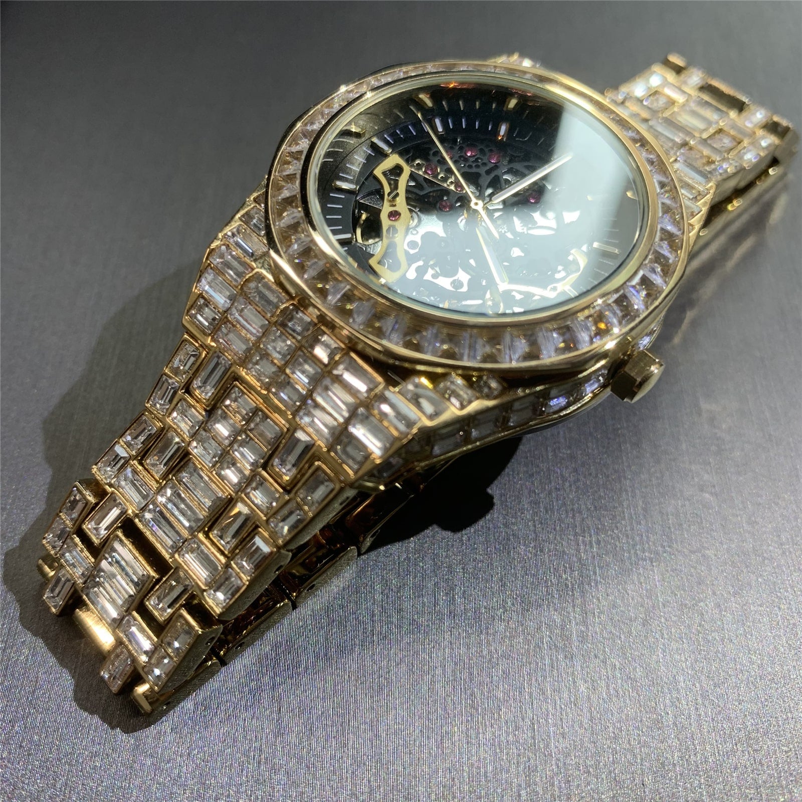 39MM iced out cz diamond round dial watch for men